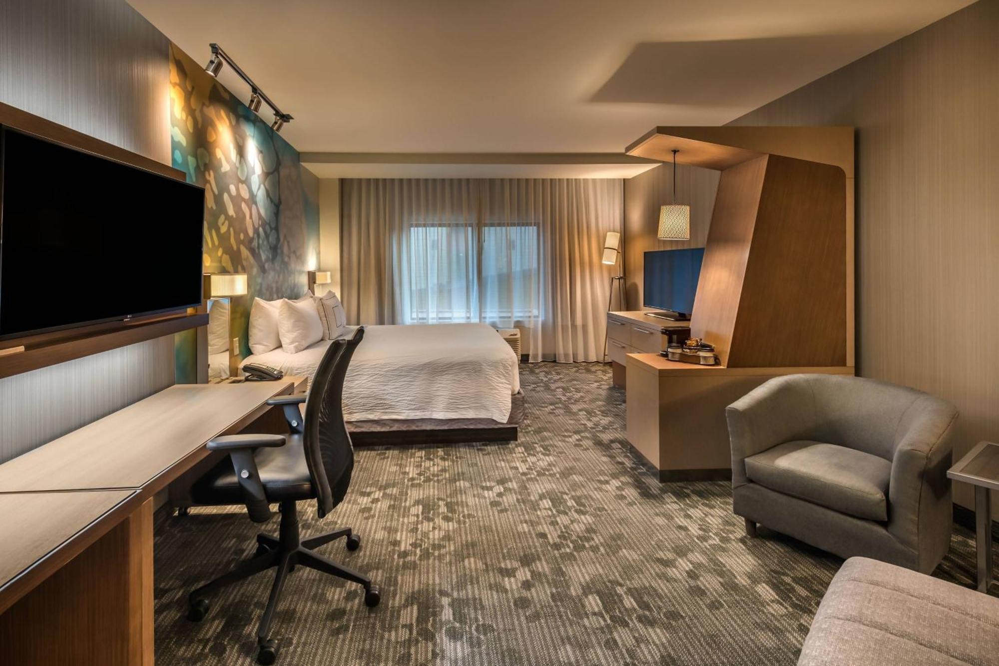 Courtyard By Marriott Reno Downtown/Riverfront Exterior photo