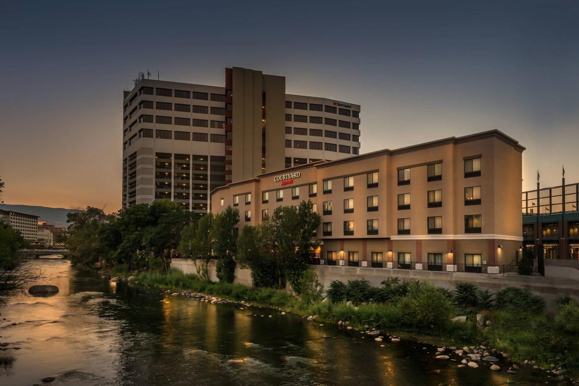 Courtyard By Marriott Reno Downtown/Riverfront Exterior photo
